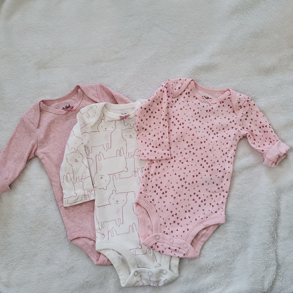EUC 0-3m Pink and White Baby Bodysuit Set